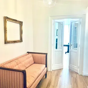 cosyapartamentnapoli.hotels-amalfi.com/